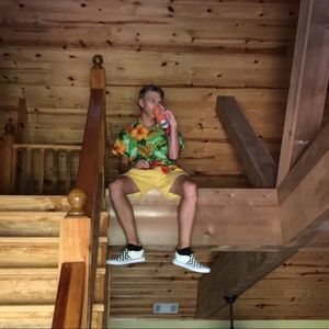 Meet your Posher, Todd